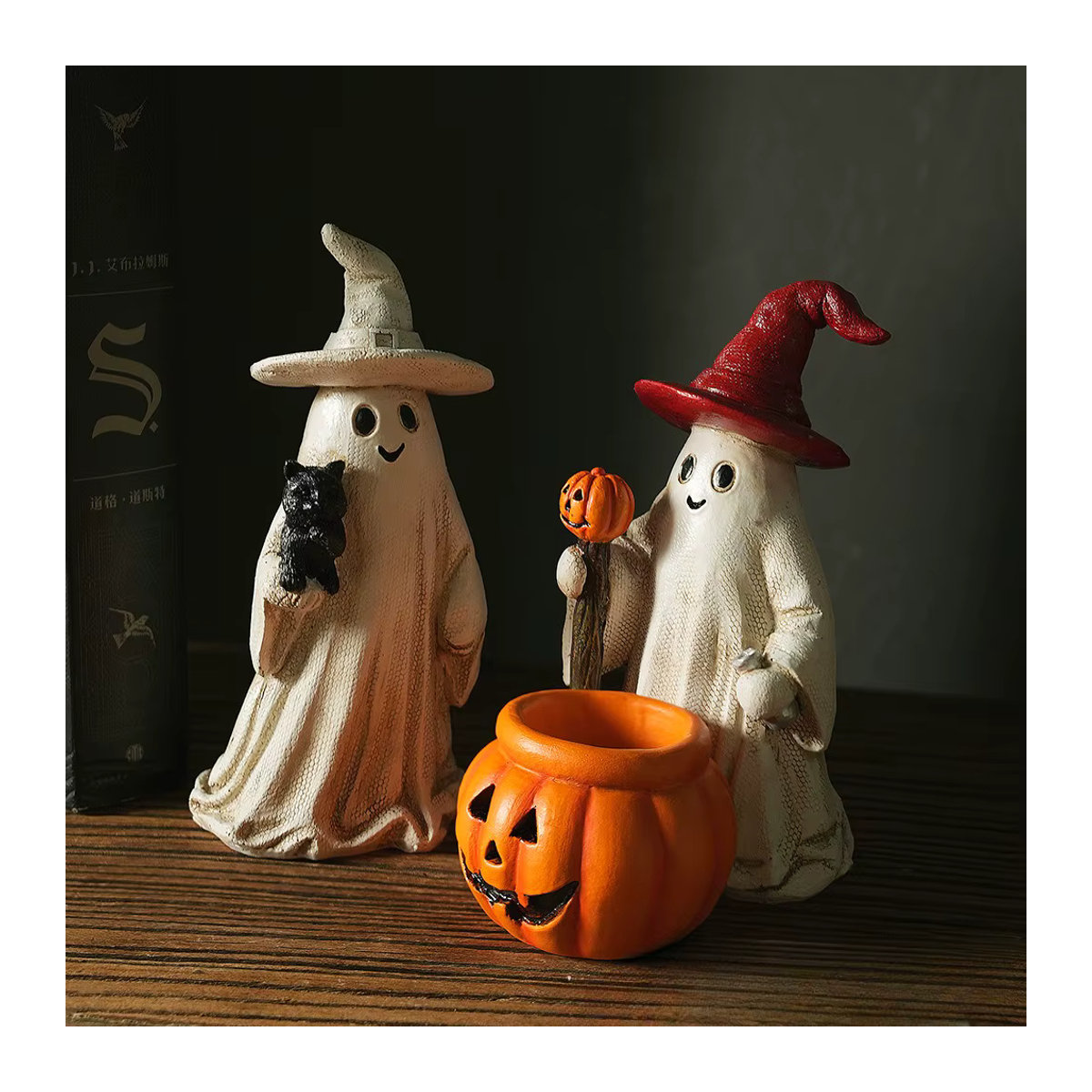 Gruselige Halloween Geist Figur aus Kunstharz in Weiß als Deko-Statue für dein Zuhause und das Bücherregal - Bild 4