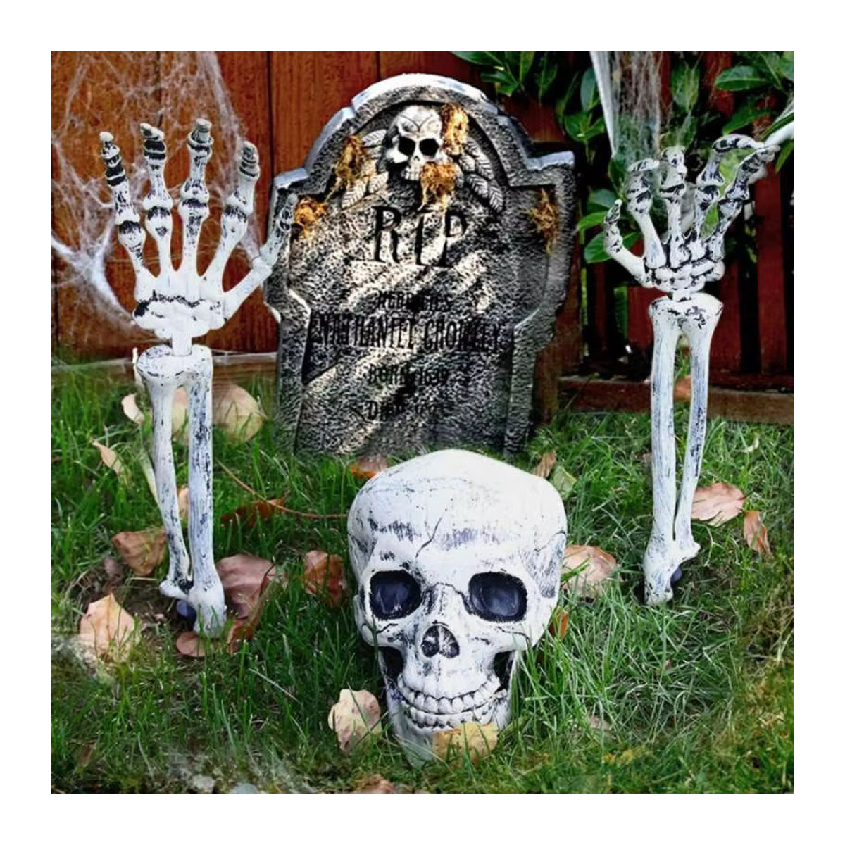 Gruselige Halloween Skelett Hand und Arm Dekoration aus Kunststoff in Weiß für Garten und Party - Bild 2