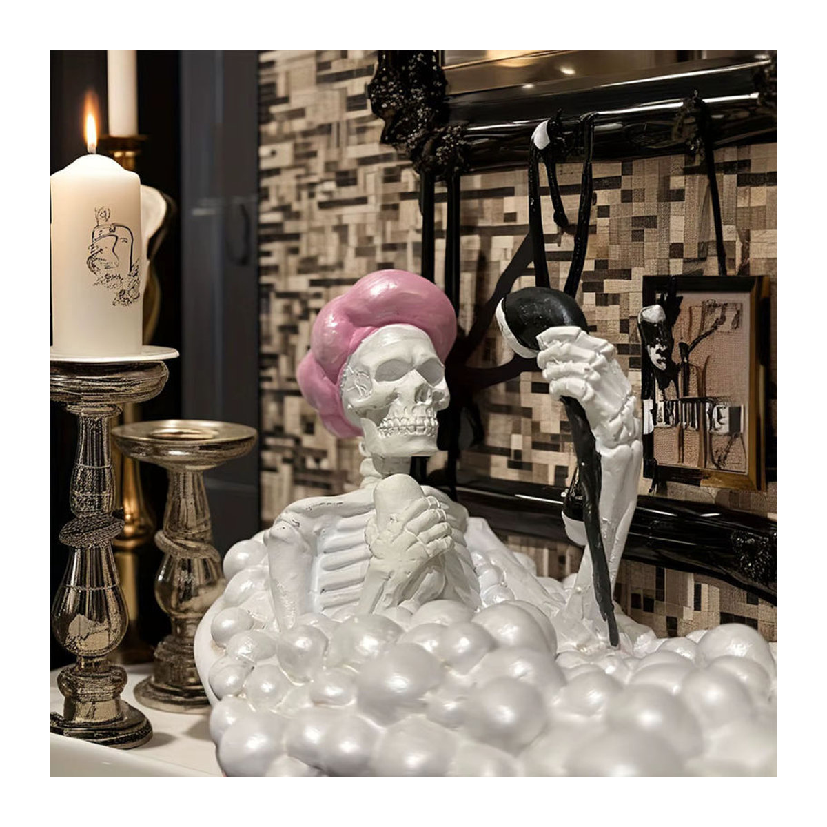 Gruseliges Skelett in rosa und weißer Badewanne als Halloween Dekoration aus Kunstharz - Bild 6