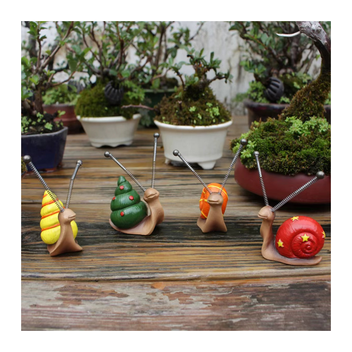 GUOFEI Mini-Schneckenskulpturen aus Kunstharz im 4er-Set, mehrfarbige Bonsai-Dekoration und Gartenornamente für Außen und Hof - Bild 2