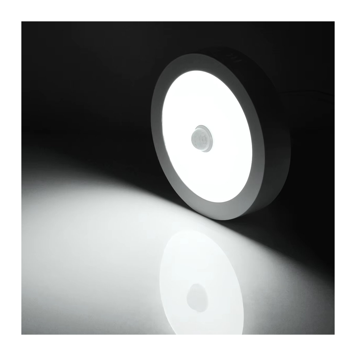 Gyarfas LED Rundpanel mit Bewegungssensor in Weiß, minimalistisches Aluminium-Design für Flur und Treppe - Bild 3