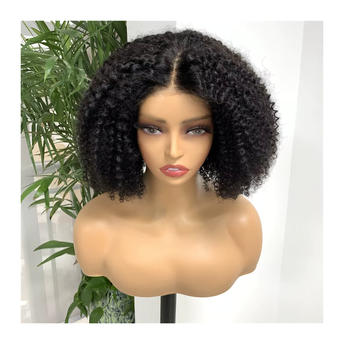 HairUGo Afro-verworrene Bob-Perücke aus Echthaar mit 4x4 Spitzenverschluss in Schwarz - Bild 3