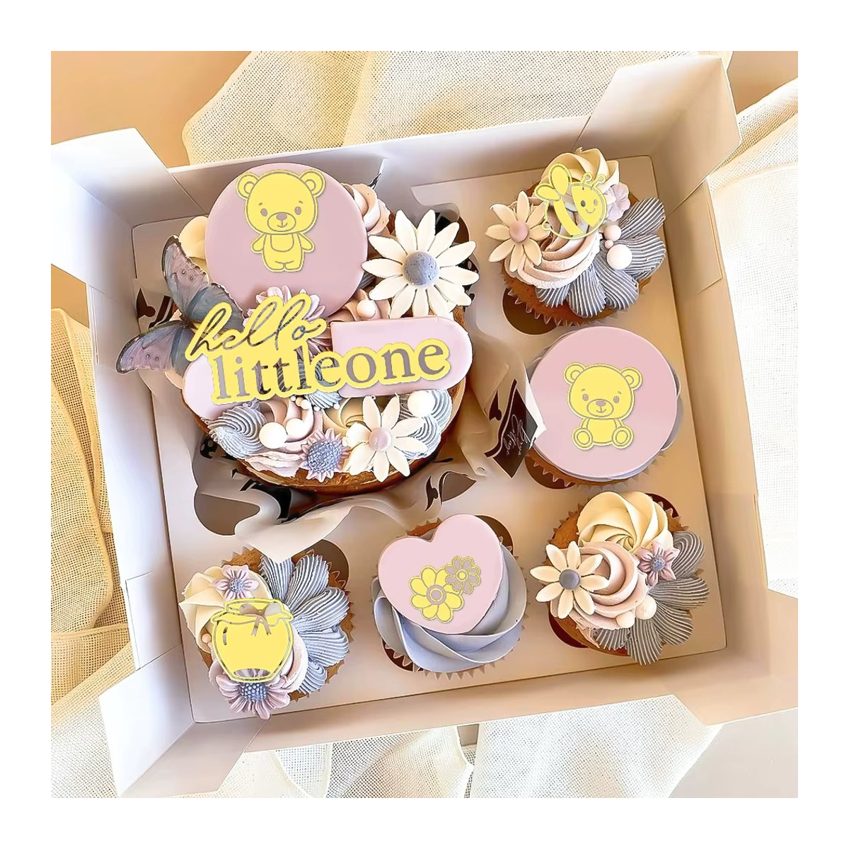 Hallo Littleone 6er Set Kuchen Topper Bär und Honigbiene in Gold für Kinder Geburtstagsdekoration aus Papier - Bild 3