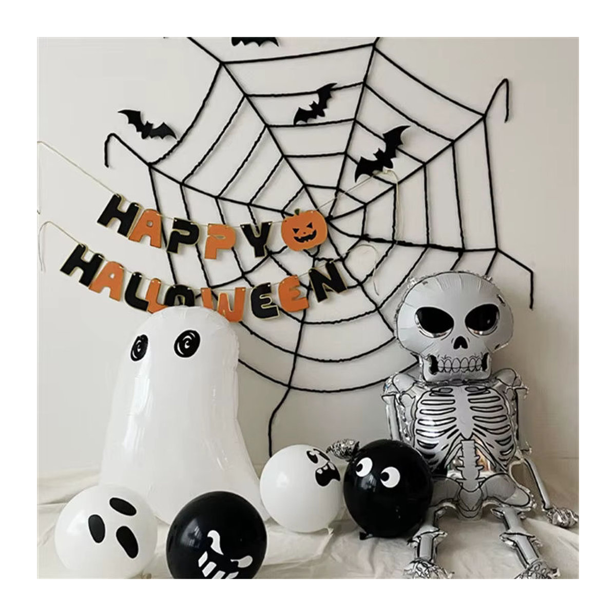Halloween Dekorationsballons aus Aluminiumfolie in Weiß mit Geisterkopf und Kürbis-Motiv - Bild 2
