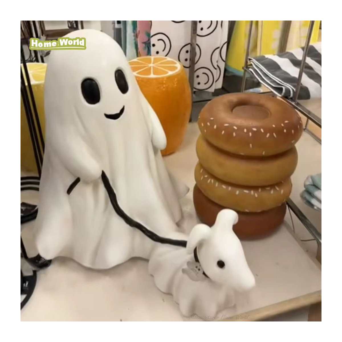 Halloween Ghost Walking Dog Statue aus Keramik in Weiß zur Tischdekoration - Bild 4