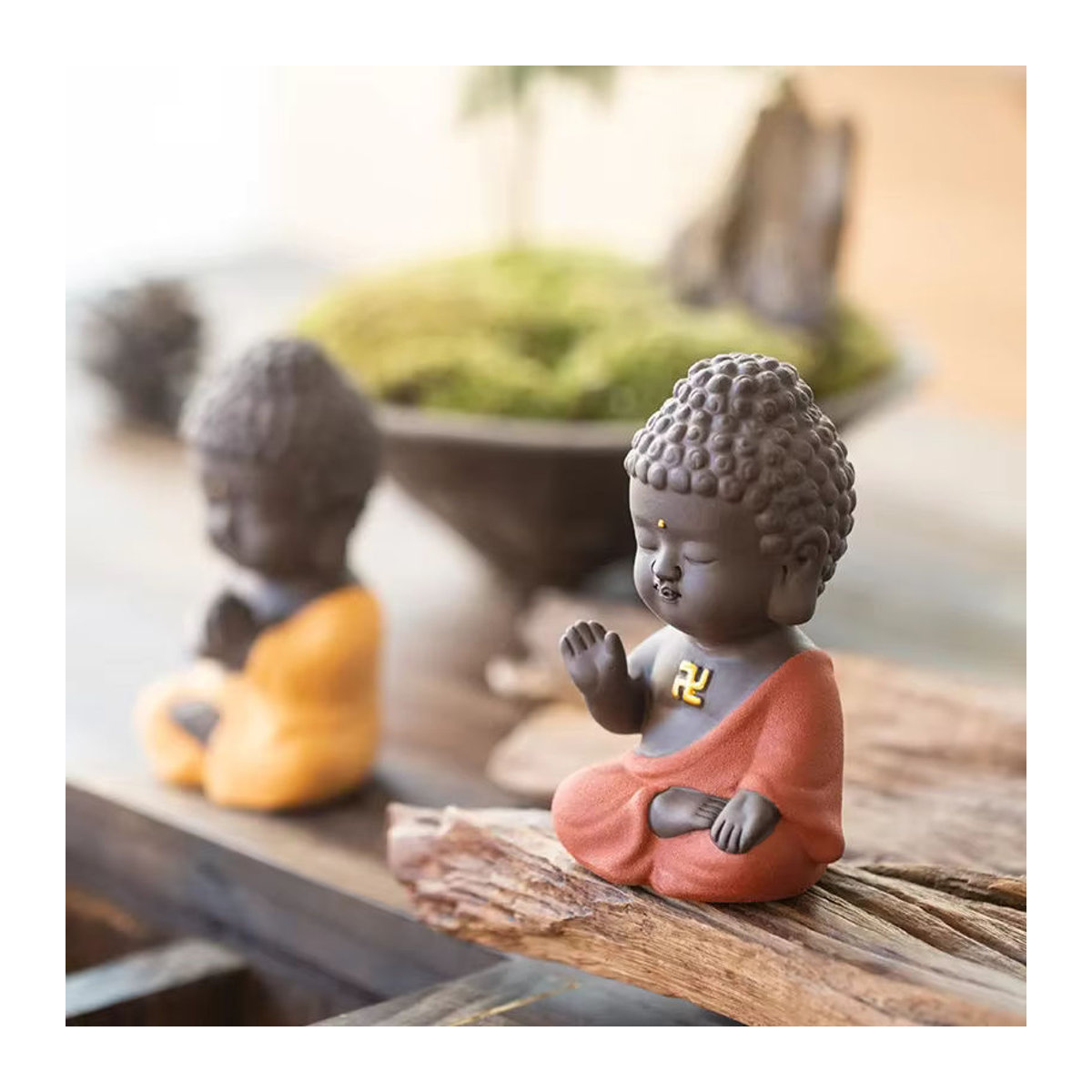 Handgefertigte Keramik-Buddha-Figur Shakyamuni in Mehrfarbig als orientalische Dekoration für Zen-Teetisch und Heimdeko - Bild 4