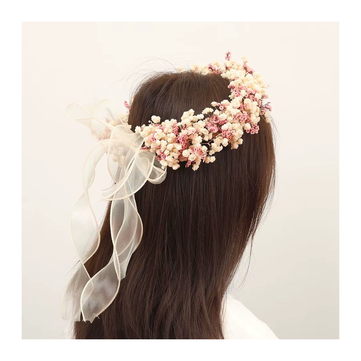 Handgefertigter Blumenkranz aus getrockneter Gypsophila und Kristallgras in Beige und Rosa für Hochzeit und Dekoration - Bild 2