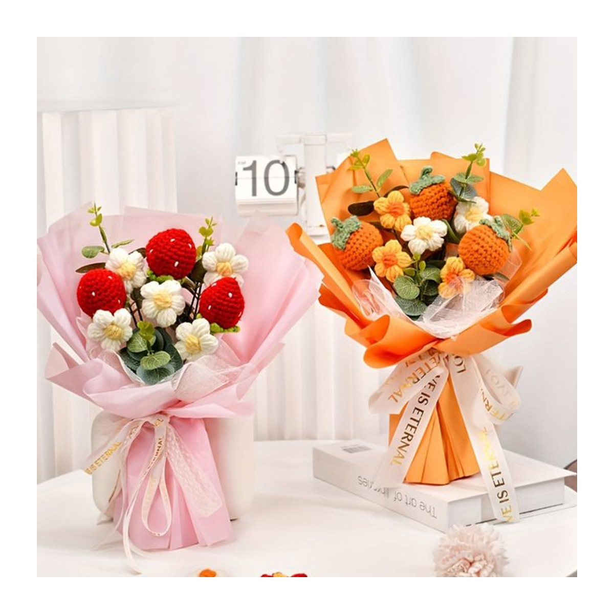 Handgefertigter Häkelblumenstrauß aus Textil in Mehrfarbig und Rosa als künstlicher Blumenstrauß zur Dekoration - Bild 1