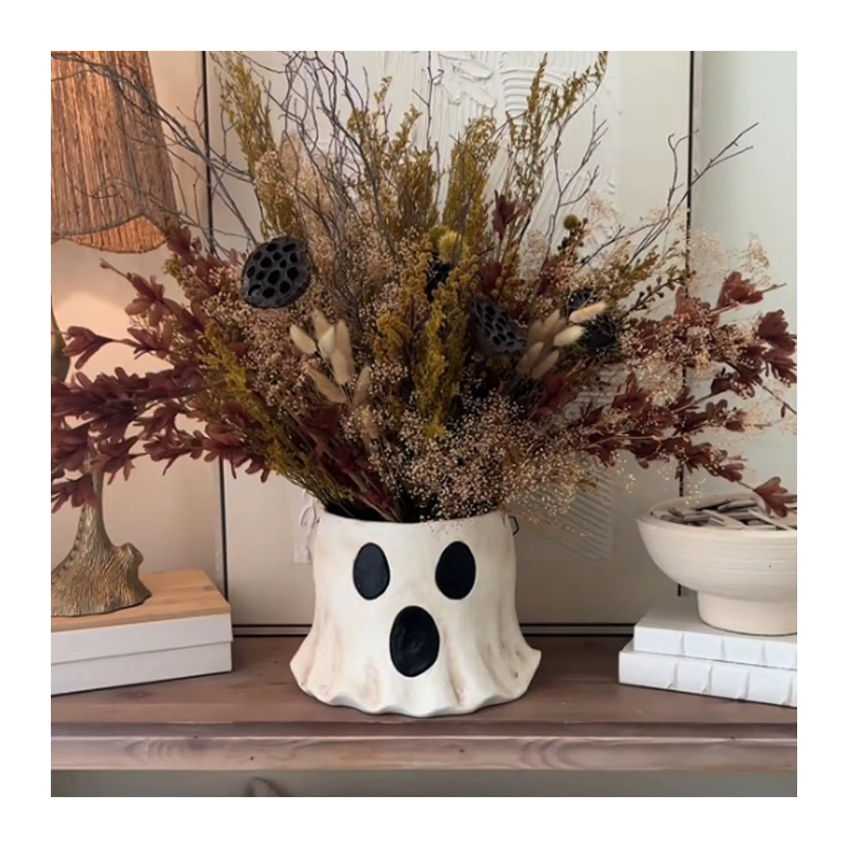 Handgemachte Halloween Geist Keramik Vase in Weiß als dekorativer Pflanztopf - Bild 2