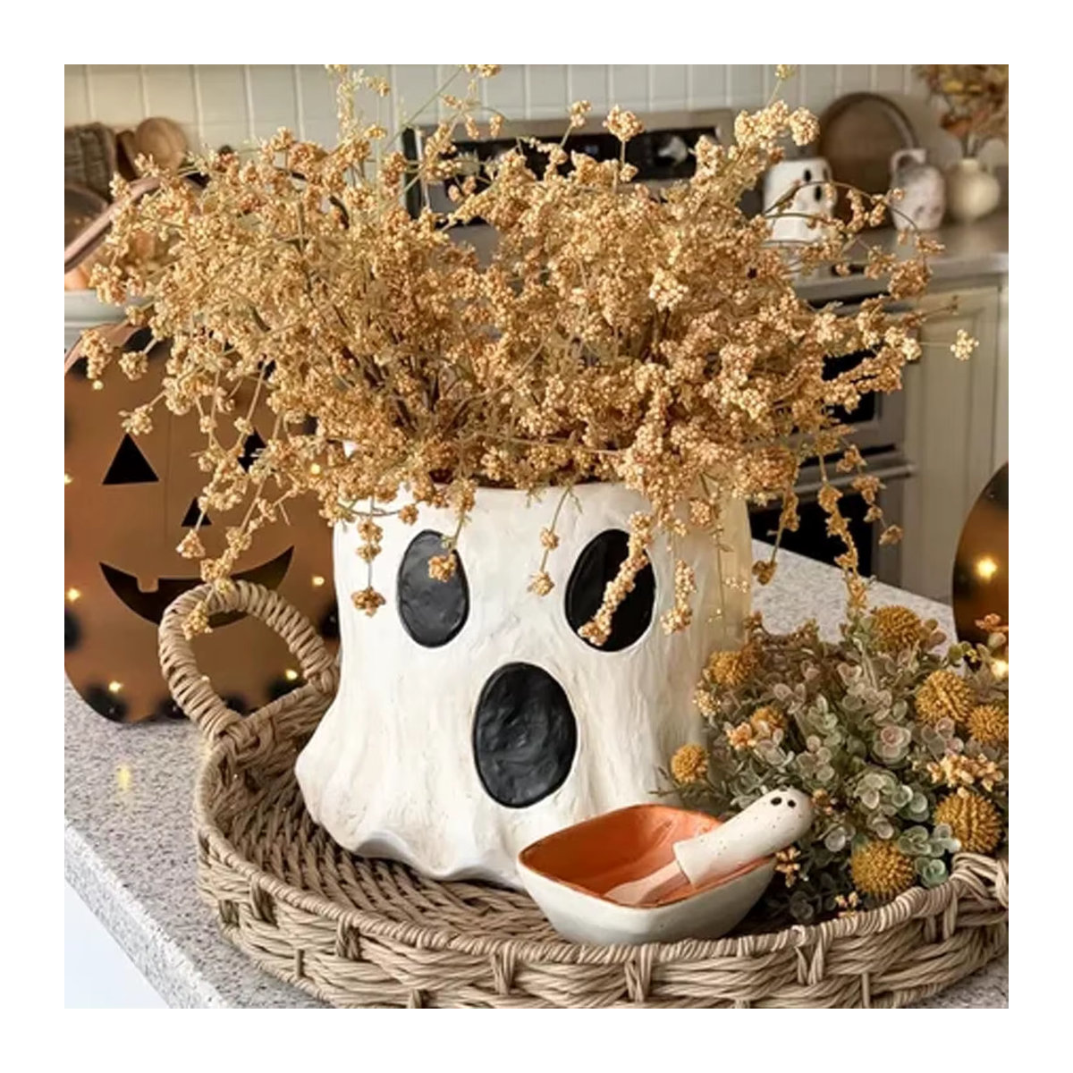 Handgemachte Halloween Geist Keramik Vase in Weiß als dekorativer Pflanztopf - Bild 3