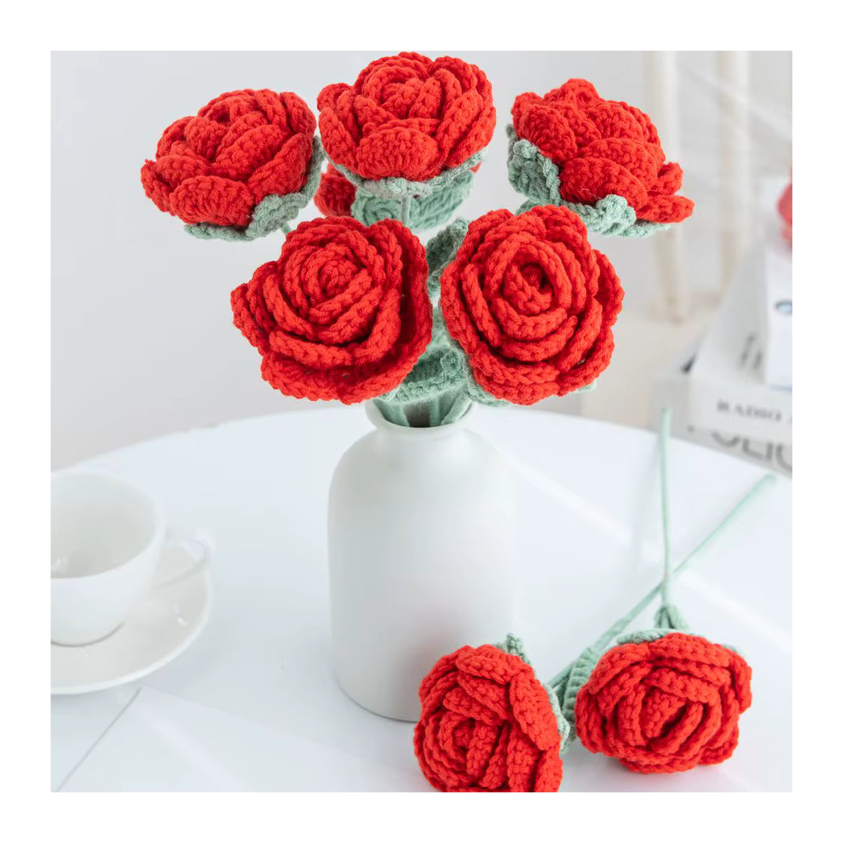 Handgemachte künstliche Häkelrose von ZQCY in Rosa oder Rot als florale Dekoration für Hochzeit, Garten oder DIY-Geschenkboxen - Bild 3