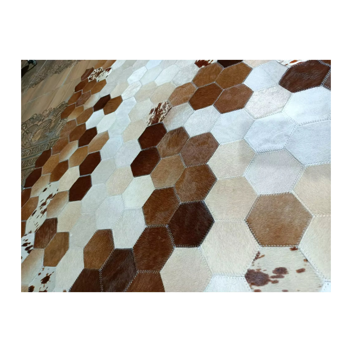Handgemachter LTSCILOVCH Rindsleder Teppich in Patchwork-Optik, mehrfarbig, unregelmäßige Form für Wohnzimmer und Schlafzimmer - Bild 4