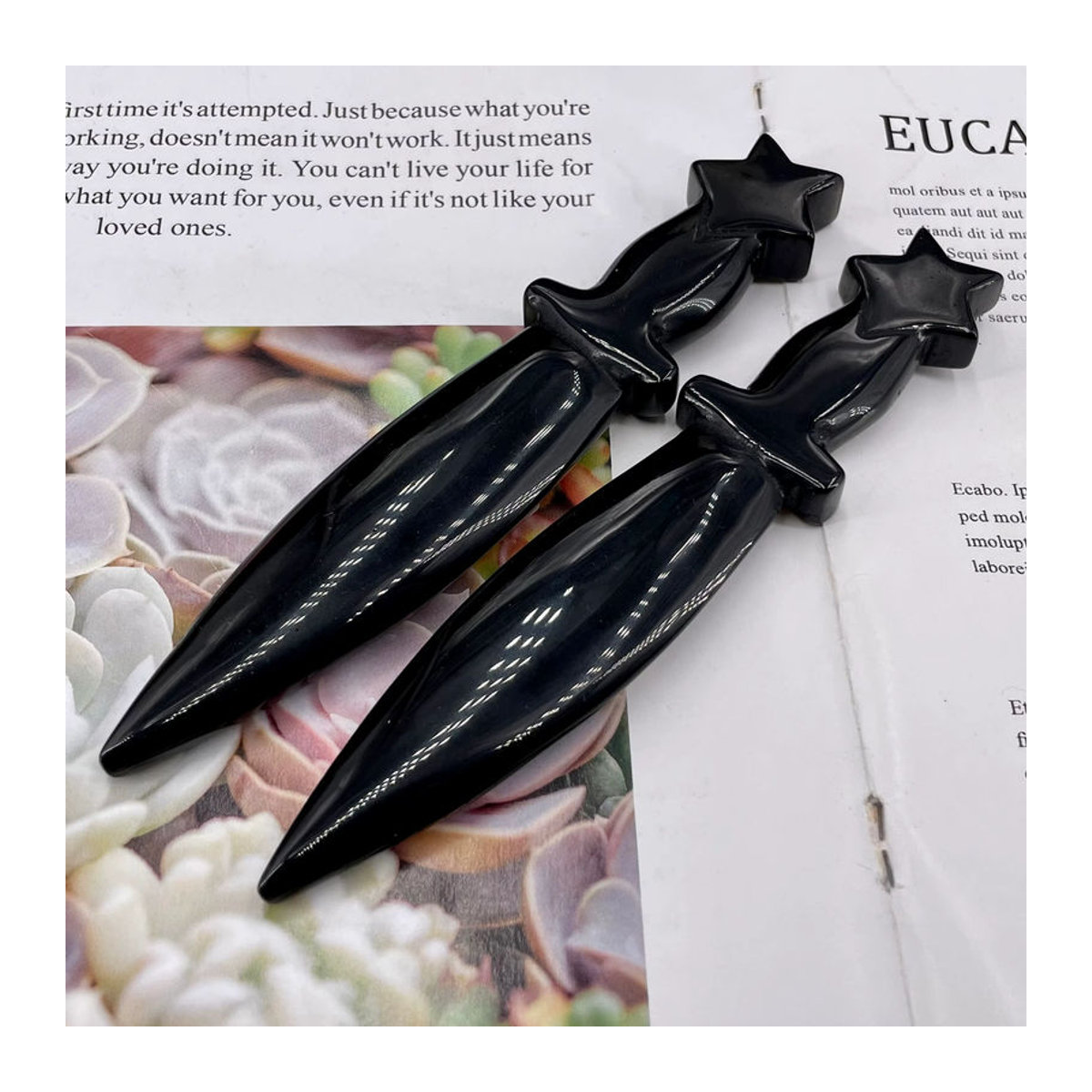Handgeschnitztes Obsidianmesser in Schwarz von CrystalHola als dekorative Kristallschwertrose - Bild 4