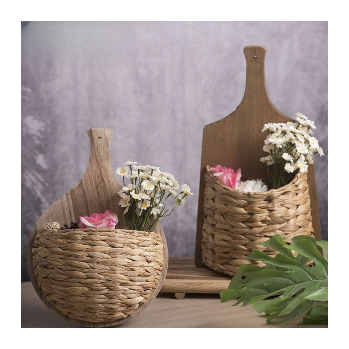 Handgewebter Kürbis-Wandkorb aus Rattan in Beige als Boho-Wandorganisator und Pflanzgefäß - Bild 1