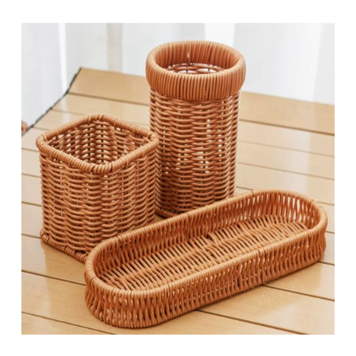Handgewebter Rattan Servierkorb in Braun als rustikaler Besteckhalter für Essstäbchen, Gabeln und Löffel - Bild 3