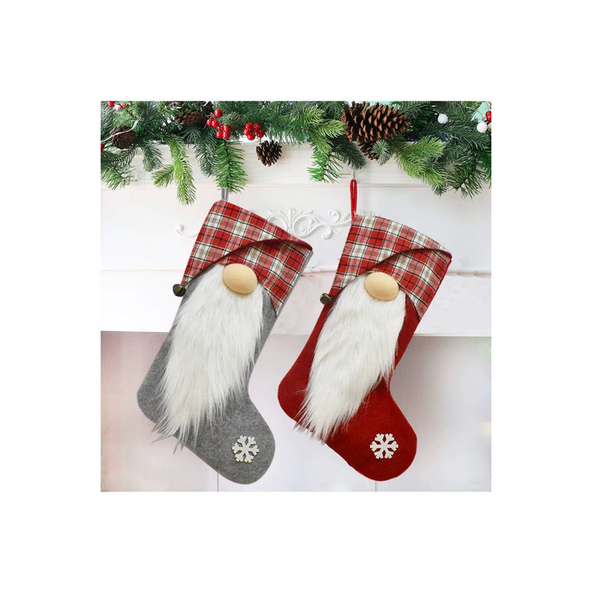 Hängende Weihnachtsdekoration mit gesichtsloser Puppe in Rot und Mehrfarbig aus Textil mit kariertem Design - Bild 5