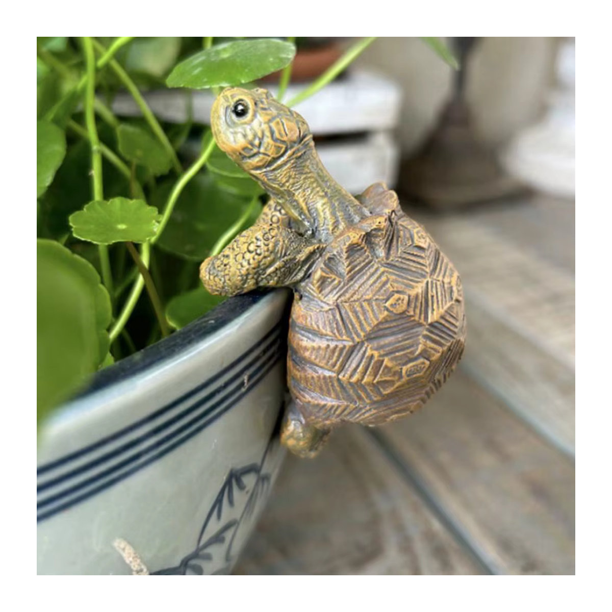 Hängender Blumentopf-Aufhänger mit Schildkrötenfigur aus Kunstharz in Braun - Bild 2