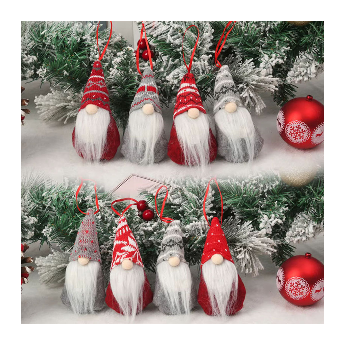 Hängendes Plüschornament aus Textil als Weihnachtsdekoration mit Weihnachtsmann und Schneemann in Mehrfarbig - Bild 2