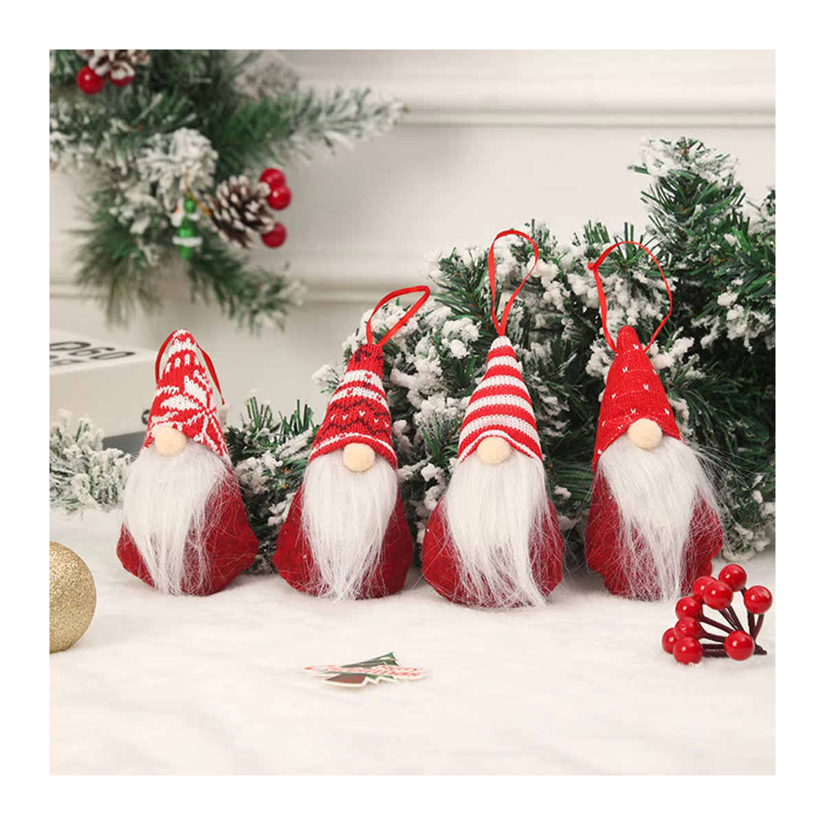 Hängendes Plüschornament aus Textil als Weihnachtsdekoration mit Weihnachtsmann und Schneemann in Mehrfarbig - Bild 3