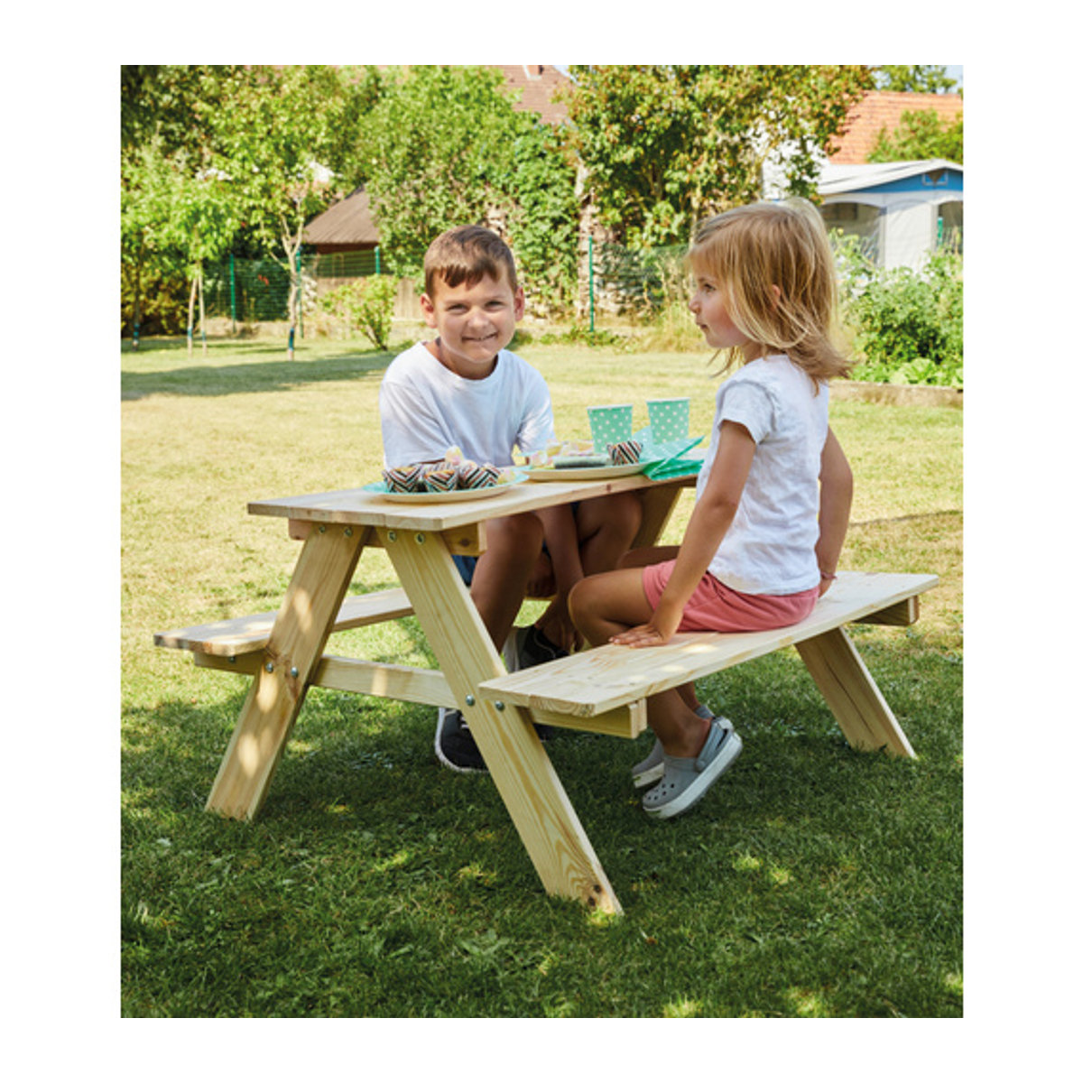 HAPPY PEOPLE Picknicktisch für Kinder aus Holz in Beige, B/T/H: 79 x 89 x 49 cm - Bild 2