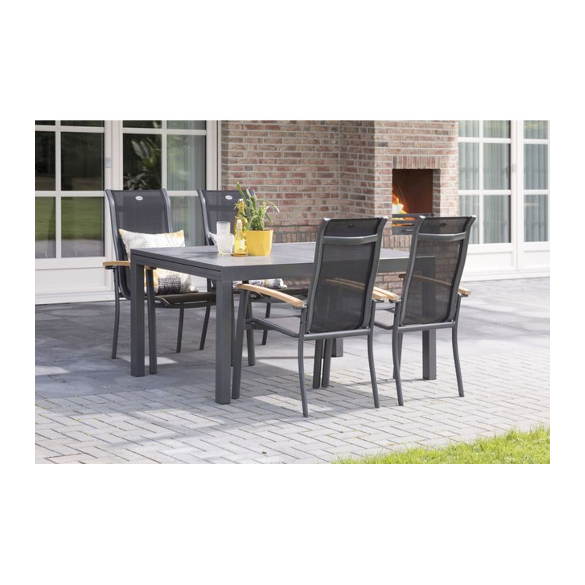 Hartman Alice Garten-Essgruppe aus Alu und Teak in Xerix/Natur mit 4 Stapelsesseln und 4 Textilen Polstern, B/T/H: 260 x 160 x 90 cm - Bild 1