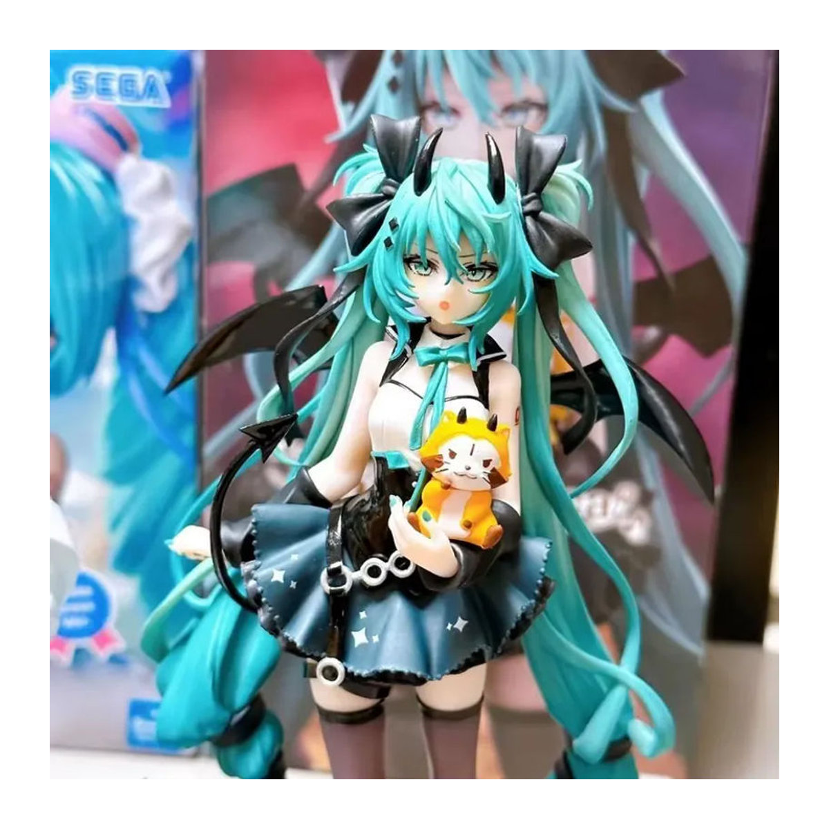 Hatsune Miku Anime Figur Bandai Teufel Design mit Katzenohren aus Kunststoff, mehrfarbig - Bild 3