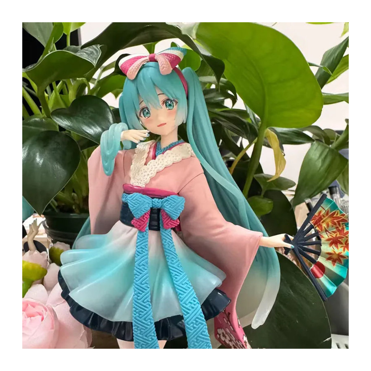 Hatsune Miku Anime-Figur Neo Tokyo Serie in Kimono-Pose von Bandai, mehrfarbig, aus Kunststoff - Bild 5