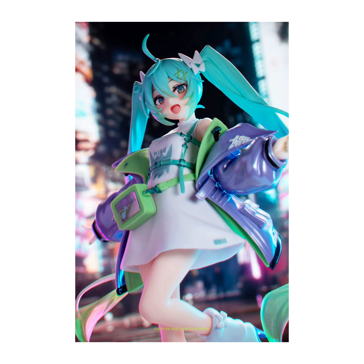 Hatsune Miku Anime Figur von Bandai in mehrfarbigem Design, 19 cm Modell aus Kunststoff - Bild 3