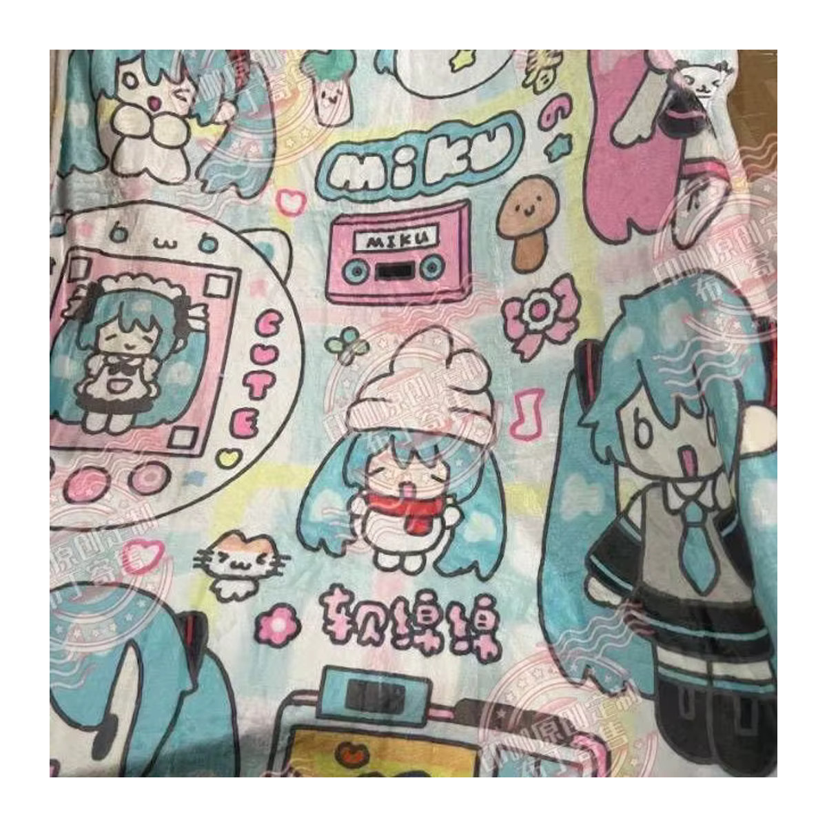 Hatsune Miku Anime Plüschdecke mit originellem Animationsdesign aus weichem Flanell für Sofa und Büro - Bild 2