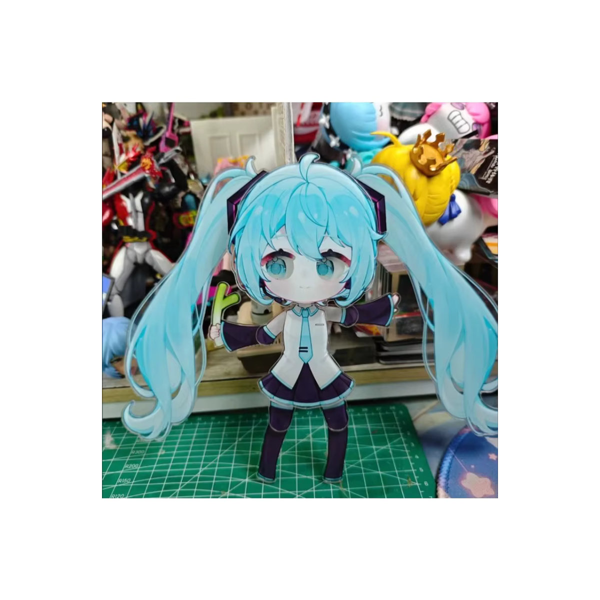 Hatsune Miku bewegliche Acrylfigur von Bandai in Mehrfarbig für dein Anime-Zubehör - Bild 5