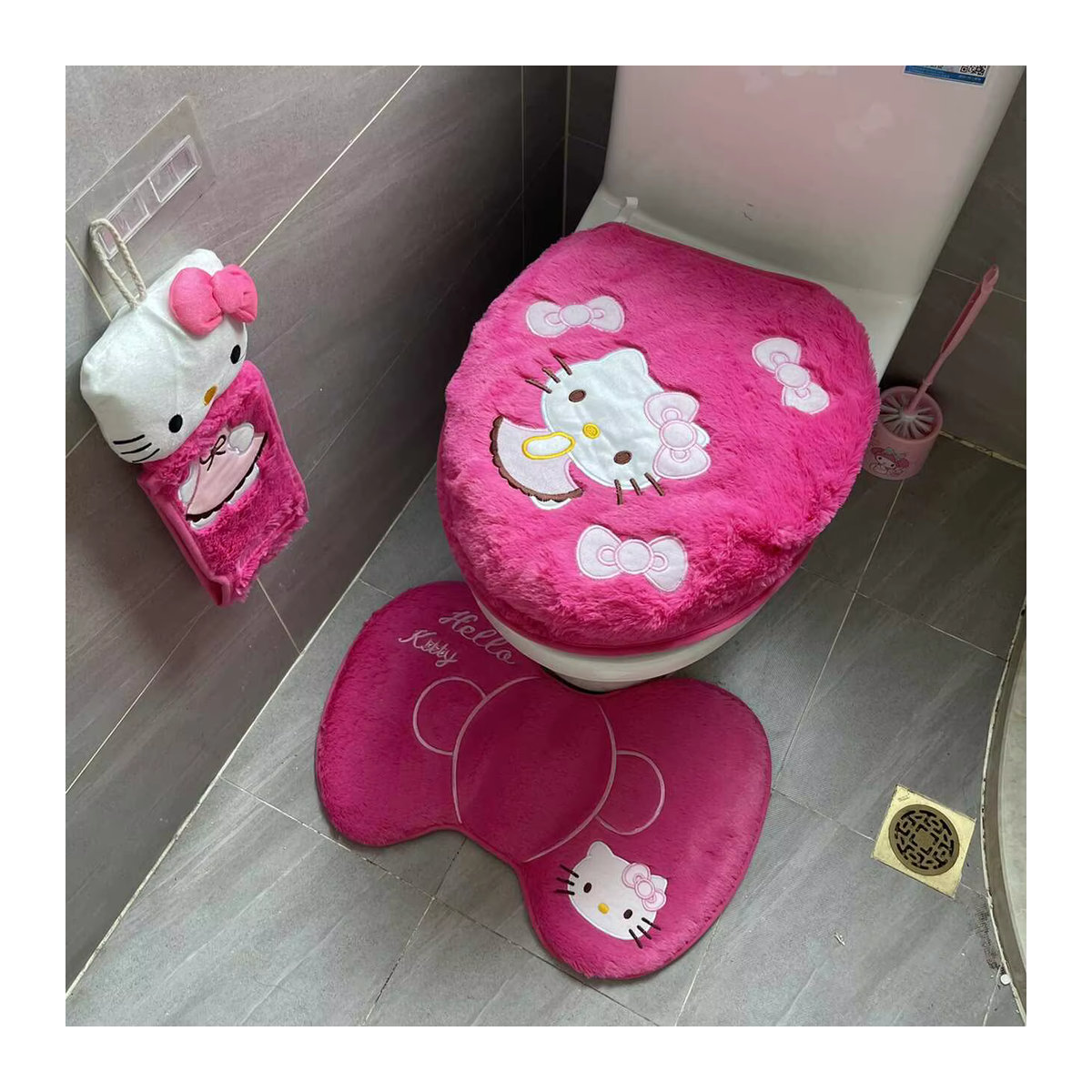 Hello Kitty Badezimmer-Set bestehend aus Toilettensitzbezug, Fußmatte und Taschentuchbox in Rosa, weich und warm für den Winter - Bild 3