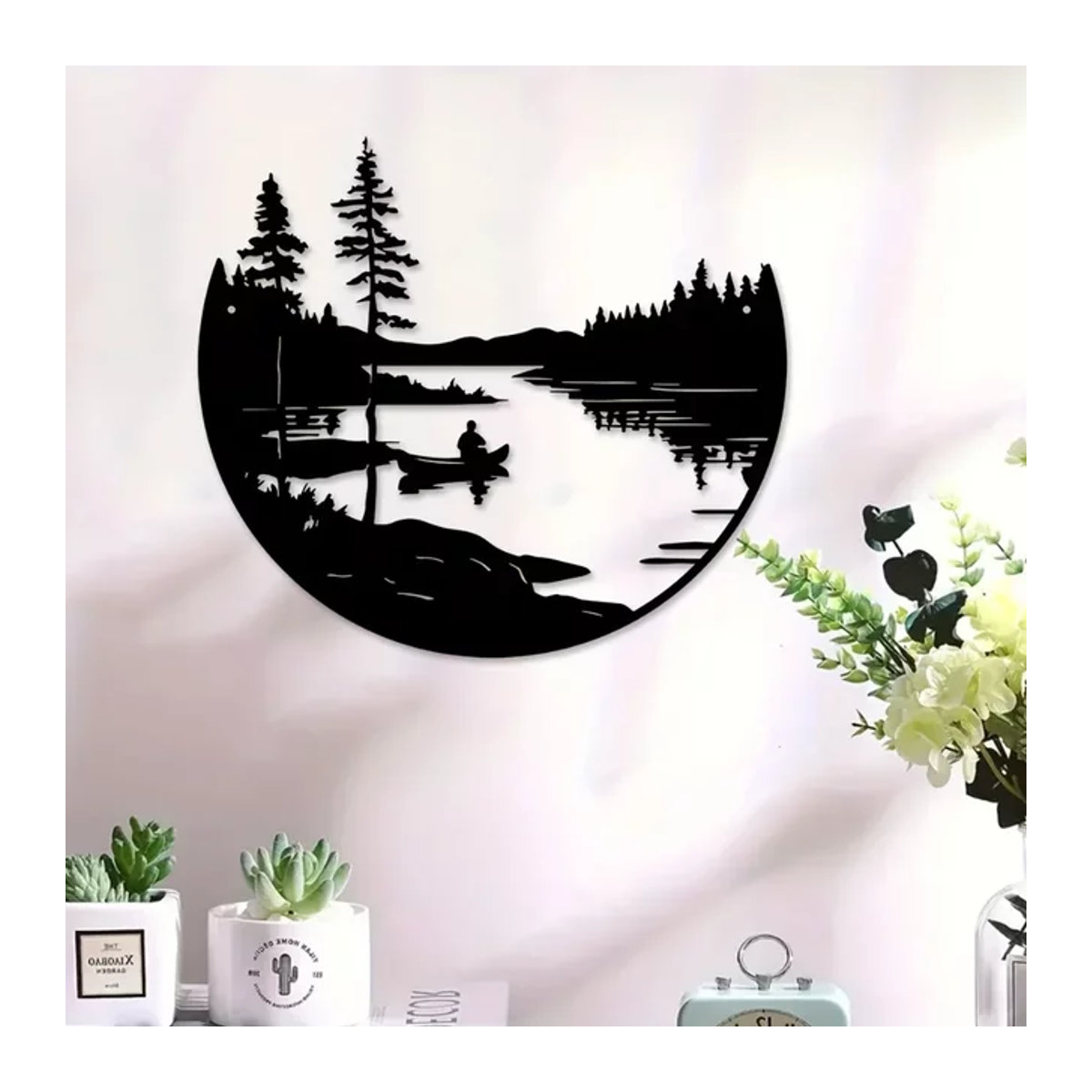 HELLOYOUNG Metallwandkunst im Bohemian Stil mit See- und Bergsilhouette, runde Wanddekoration in Schwarz - Bild 1