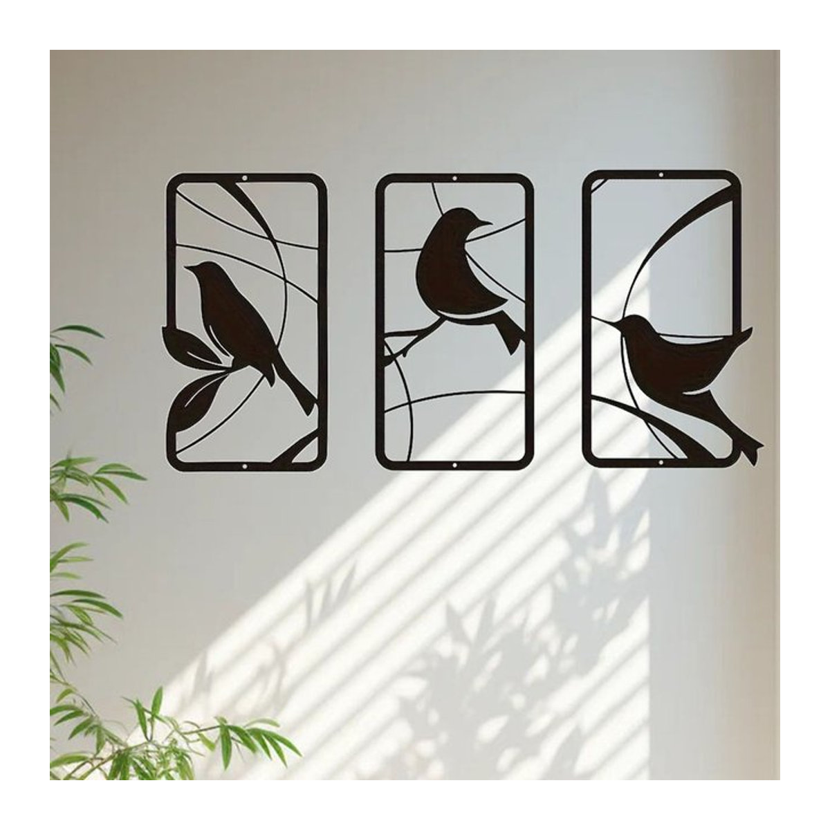 HELLOYOUNG Wandkunst aus Metall im 3er-Set mit Vogel-Motiv und floralen Blumenakzenten in Schwarz - Bild 1