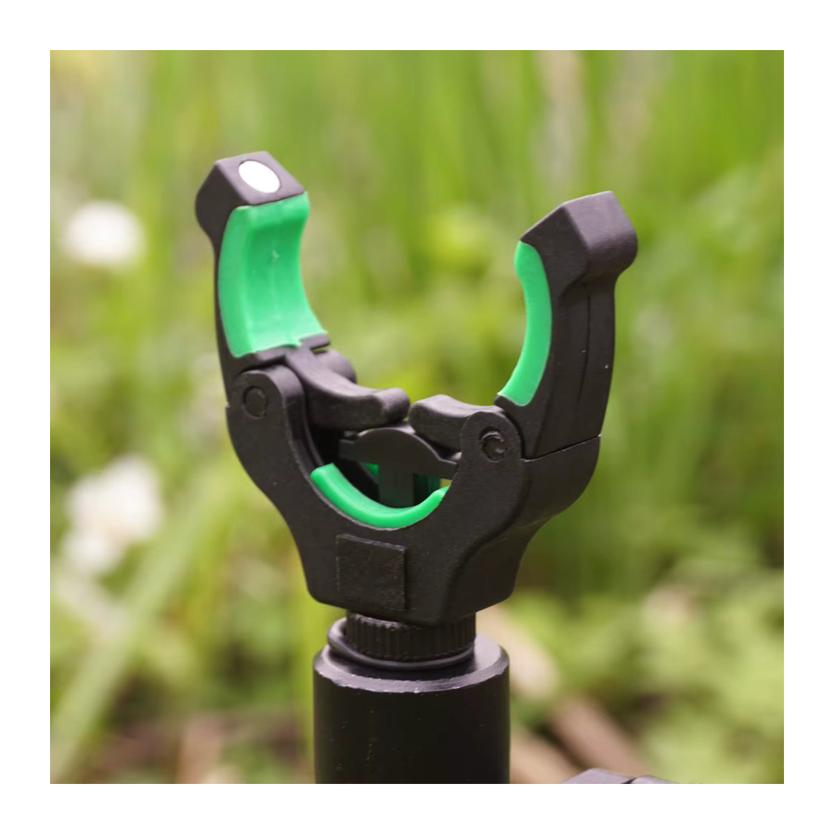 Hirisi Karpfen-Angelruteauflage mit Magnet-Clips und rutschfestem Kopfgreifer AC140-G - Bild 2