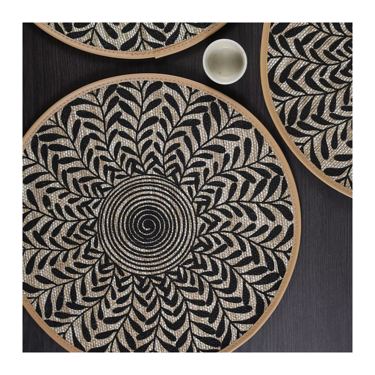 Hitzebeständiges Jute-Tischset-Set in Schwarz als Untersetzer für Töpfe und Geschirr - Bild 3