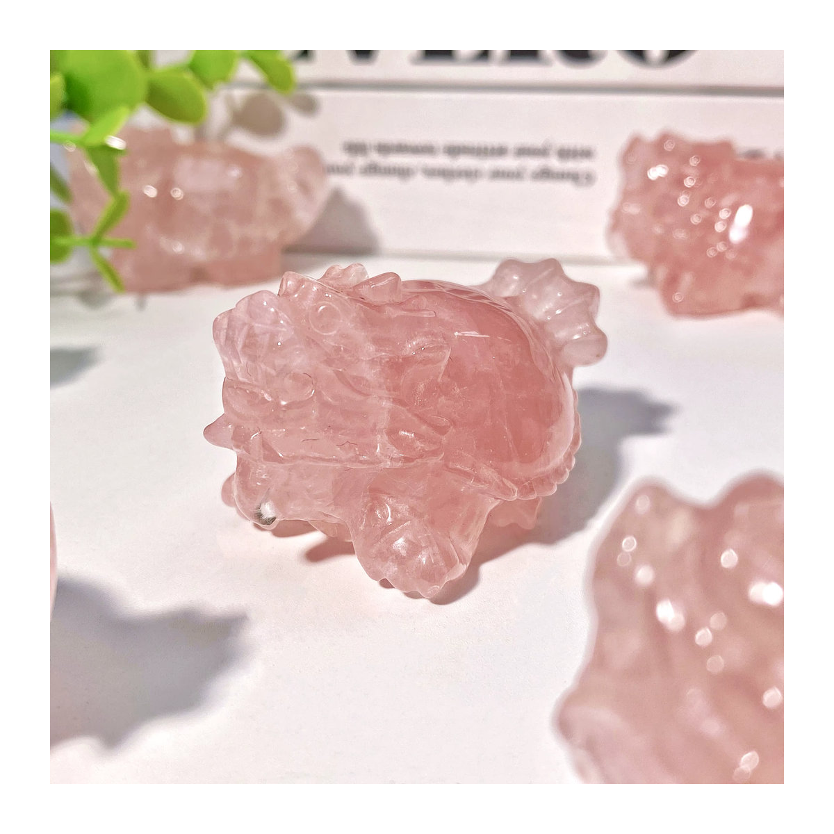 Hochwertige Drachenschildkröte aus Rosenquarz als Dekoration aus Naturkristall in Rosa - Bild 2