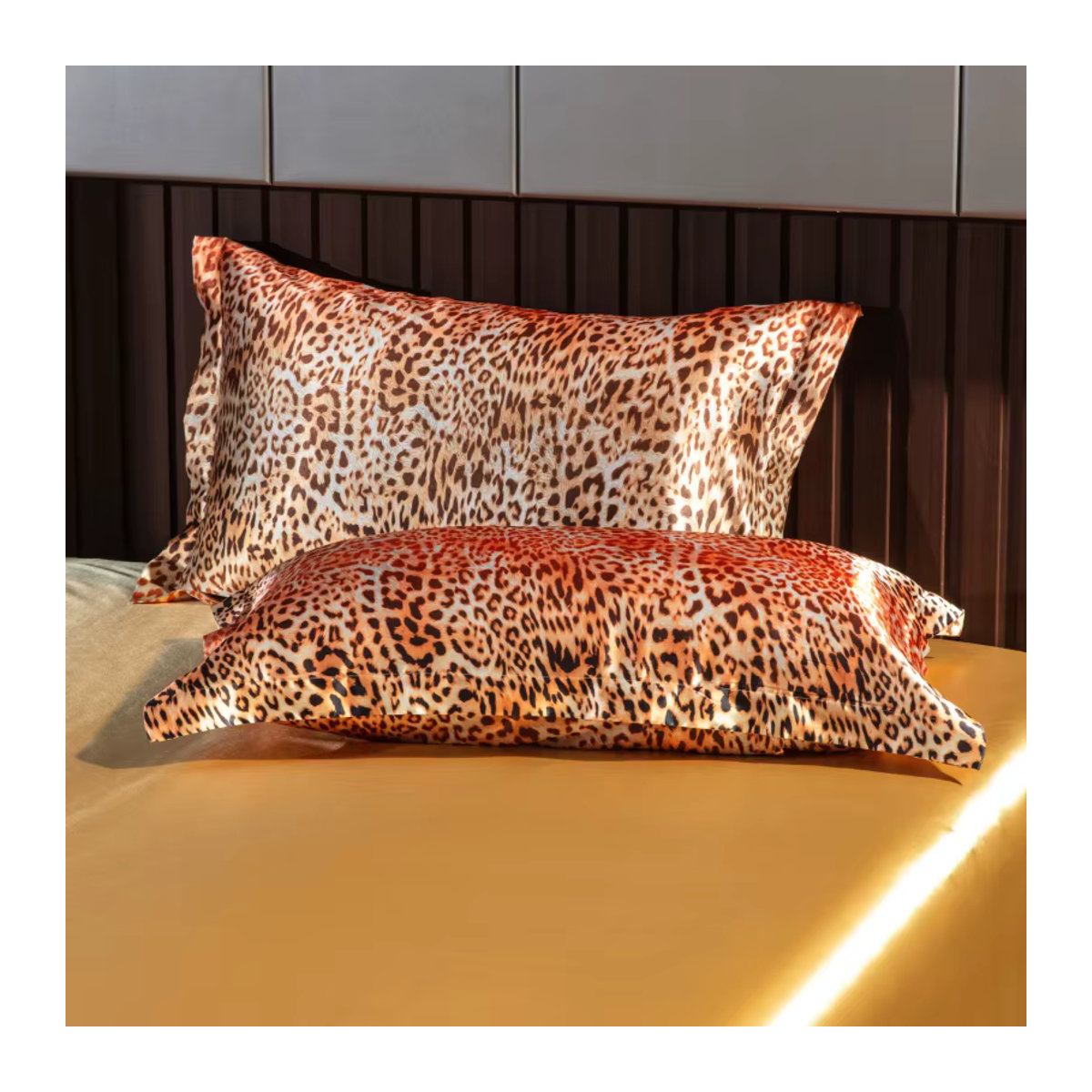 Hochwertiges Bettwäsche-Set aus Seidensatin mit Print für Einzelbett, Doppelbett oder Queen-Size-Bett in weicher und seidiger Ausführung - Bild 6