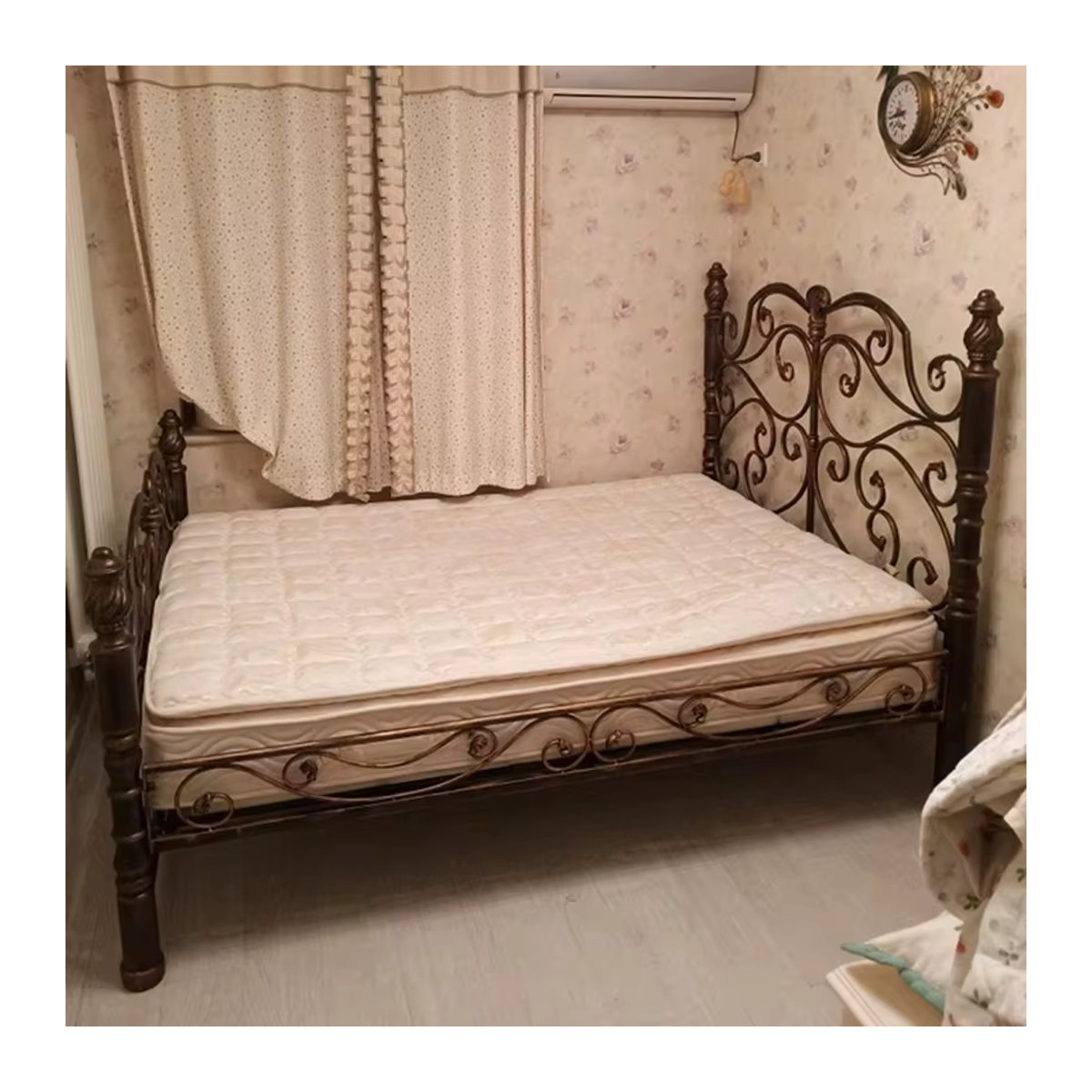 Hochwertiges Metallbett im Retro-Stil aus Schmiedeeisen in Schwarz für Einzel- und Doppelbetten - Bild 4