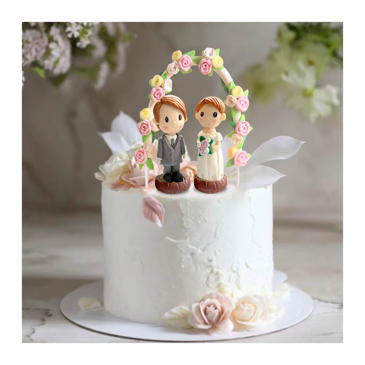 Hochzeit Dekoration Braut und Bräutigam Figuren aus Kunstharz mit Rosenbögen für Valentinstag und Kuchen als Dessert Topper in Mehrfarbig - Bild 5