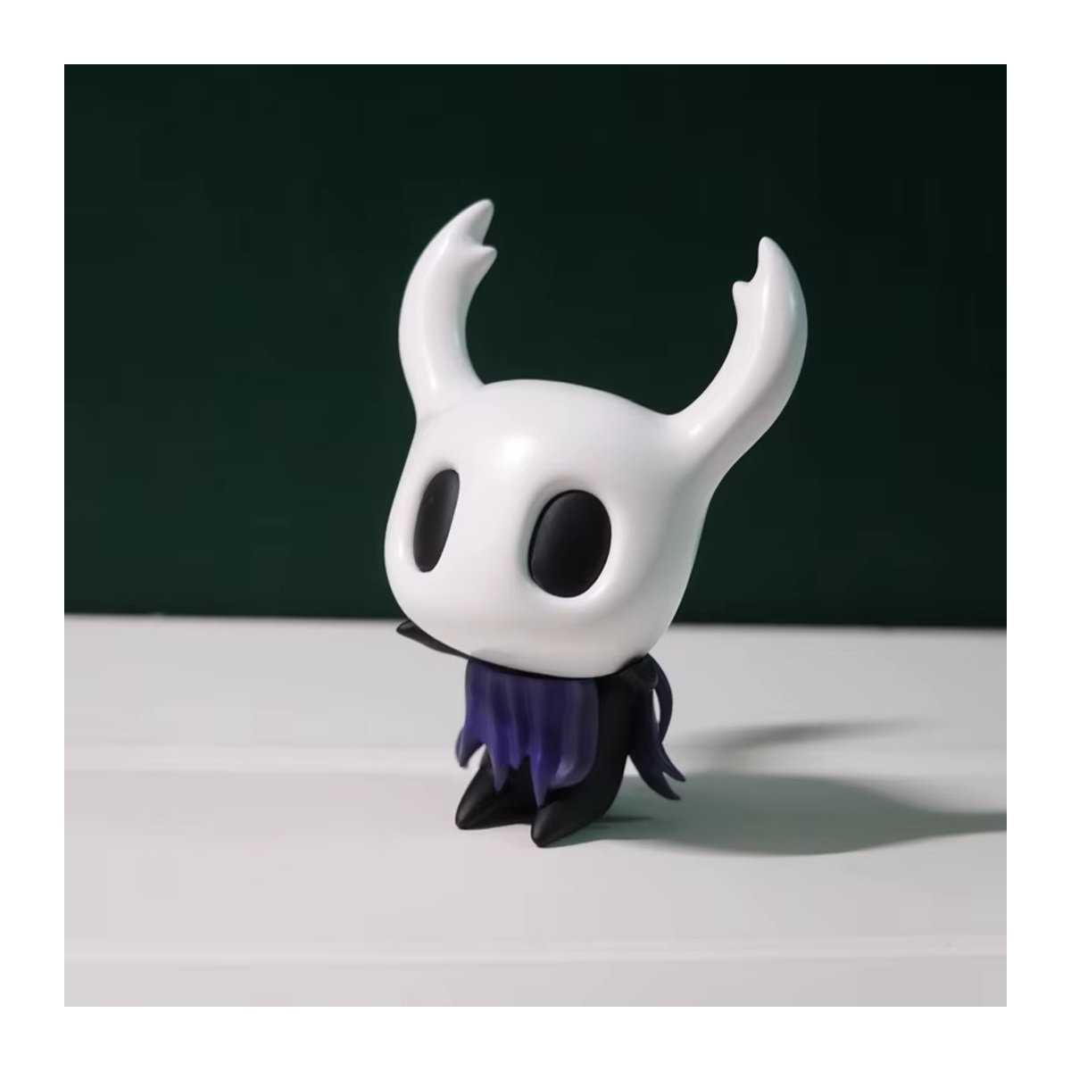 Hollow Knight The Knight Actionfigur aus Kunststoff in Weiß von Hot Toys als dekorative Sammlerstatue - Bild 2