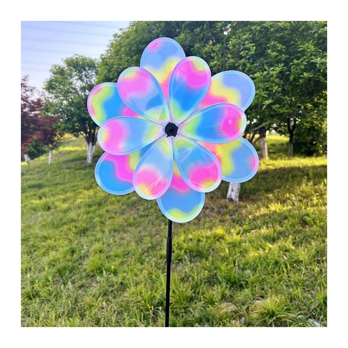 Holographischer 8-Blatt Doppelschicht Windspinner Bunt als Gartenstecker zur Vogelabwehr und Dekoration für den Außenbereich - Bild 4