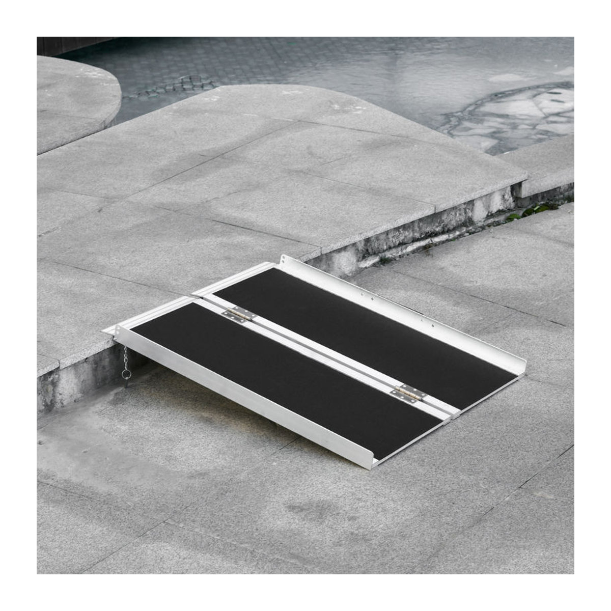 HOMCOM Rollstuhlrampe faltbar aus Aluminium mit Tragegriff, belastbar bis 270 kg, Schwarz, B/T/H: 93 x 73 x 5 cm - Bild 2