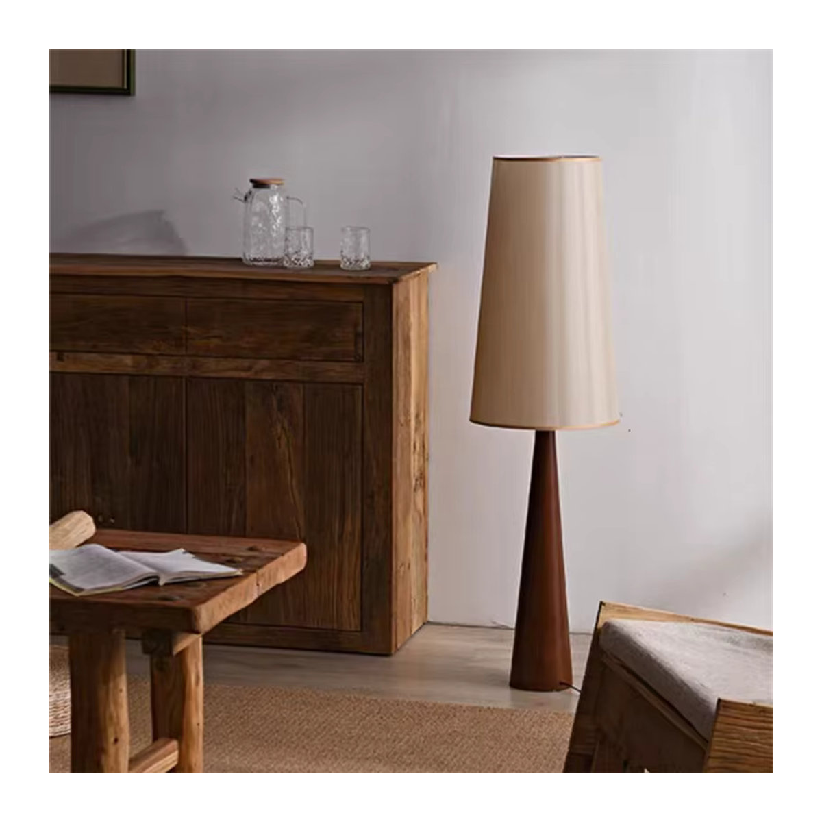 HomeLover Mid Century Stehlampe aus Naturholz in Braun im Wabi Sabi Design mit warmweißem Licht - Bild 3