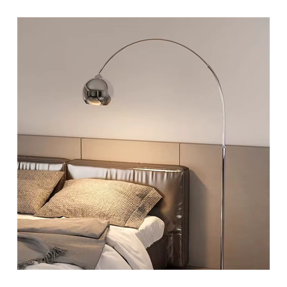 HomeLover Nordic Bogenlampe aus Metall in Silber und Gold mit warmweißem LED-Licht - Bild 3