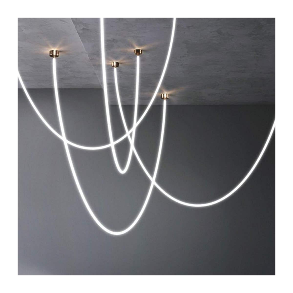 HomeLover Tracer Schleife Kronleuchter im Nordic Minimalist Design für Küche, Hotel oder Loft in Schwarz oder Weiß - Bild 1