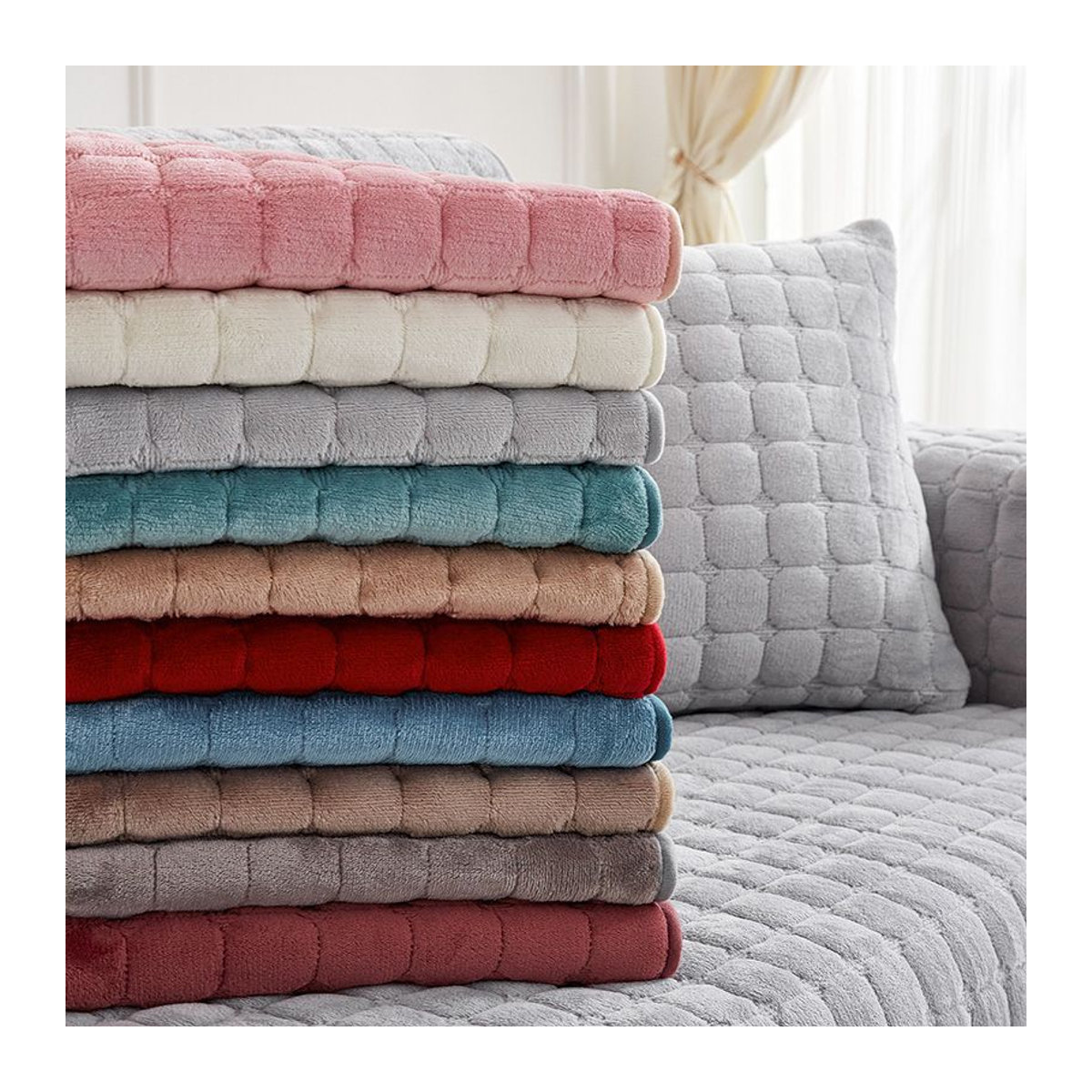 HOMEMOTION Plüsch Sofabezug Universal Slipcover rutschfest für alle vier Jahreszeiten, Farbe: Rot, Breite: 70 cm, Länge: 210 cm - Bild 1