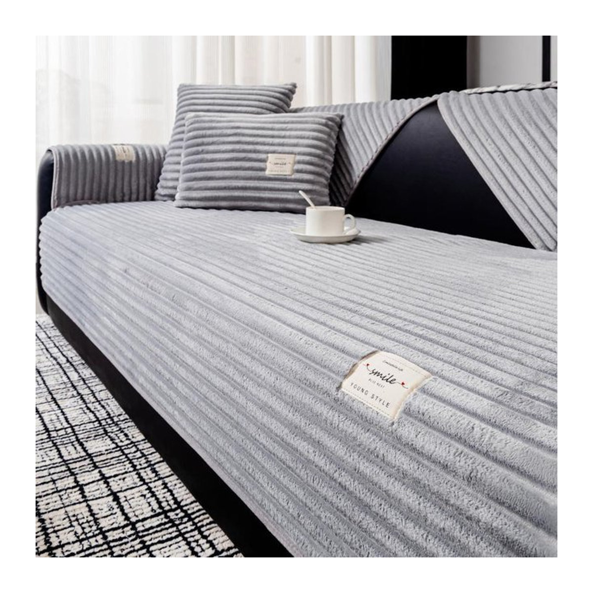 HOMEMOTION Sofabezug aus Flanell mit geraden Streifen, rutschfestes Couchkissen für dein Wohnzimmer, Creme und Grau, B/H: 90 x 120 cm - Bild 1