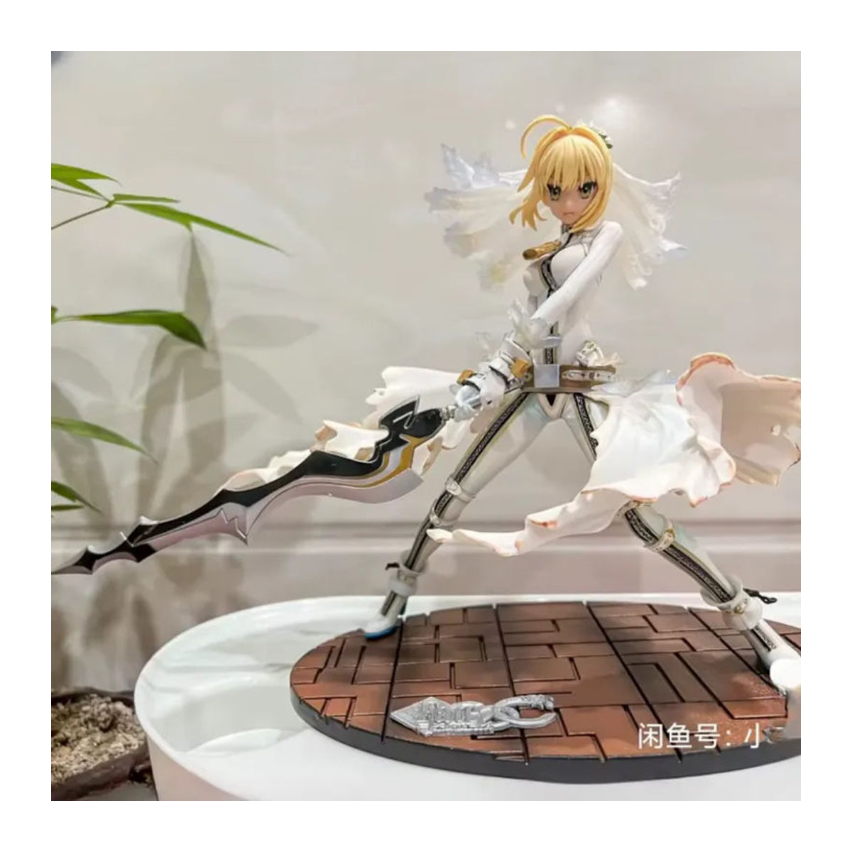 Hot Toys Schicksal Extella Nero Claudius Säbel Braut Actionfigur in Weiß, Höhe: 22 cm - Bild 2