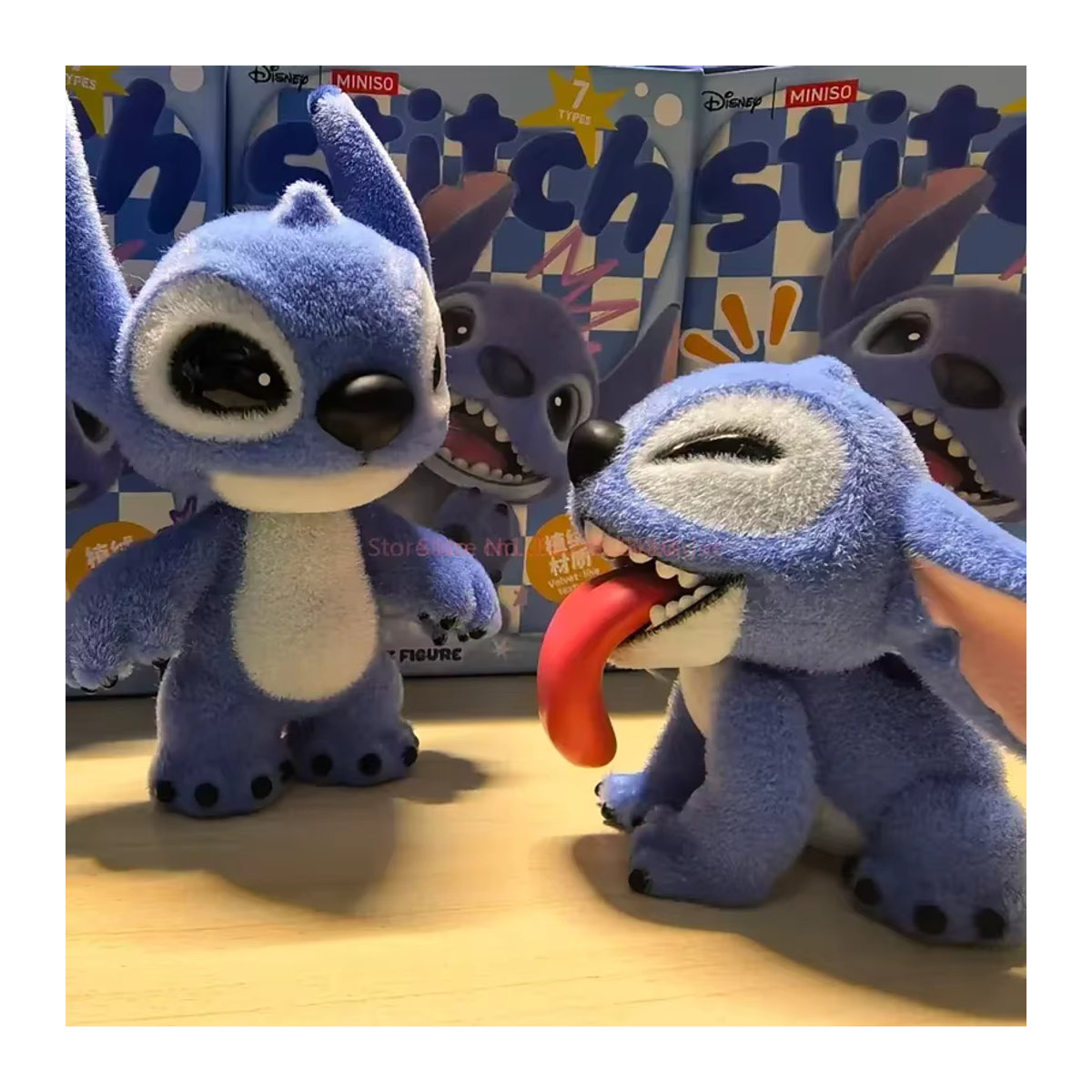 Hot Toys Stitch Blind Box Actionfigur mit samtartiger Textur in Blau als dekoratives Spielzeug für Kinder - Bild 6