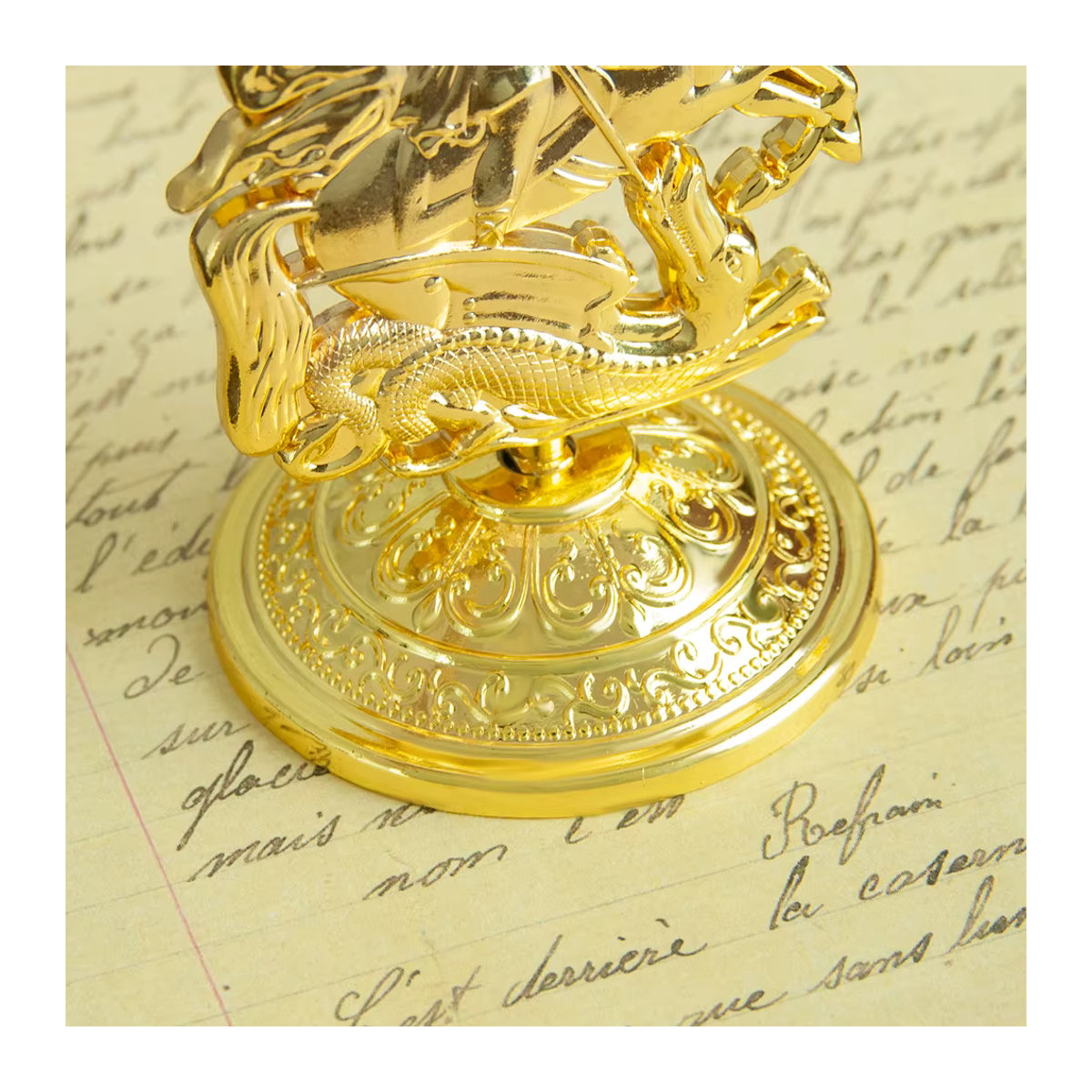 HTISOK Heiliger Georg Statue aus Metall in Gold als dekoratives Ornament für Tisch oder Auto - Bild 6